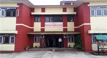 ११ वर्षदेखि वन कार्यालयको कोठामै थन्कियो डेढ करोडको रक्तचन्दन