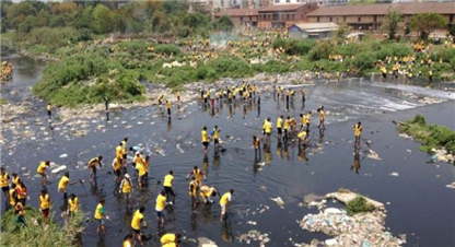 वाग्मतीमा फोहर फाल्ने तीन कम्पनी कारवाहीमा